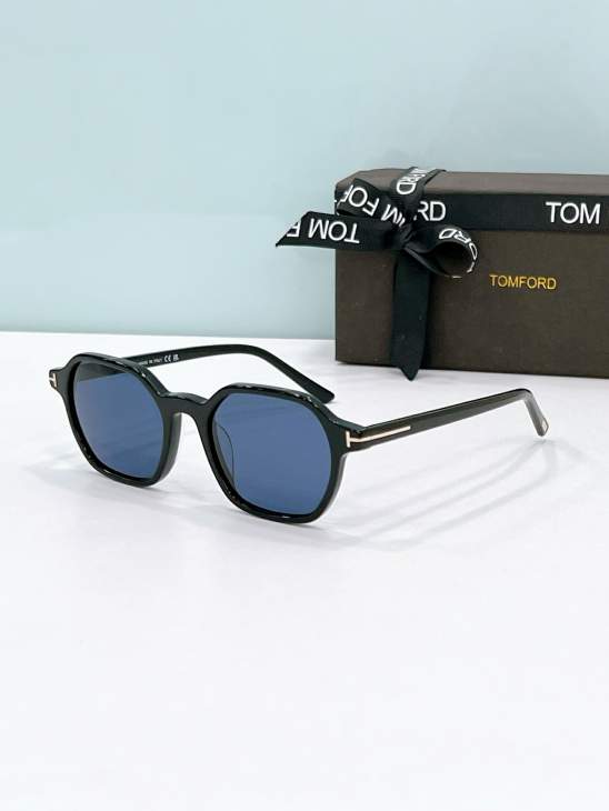 Picture of Tom Ford Sunglasses _SKUfw77619676fw